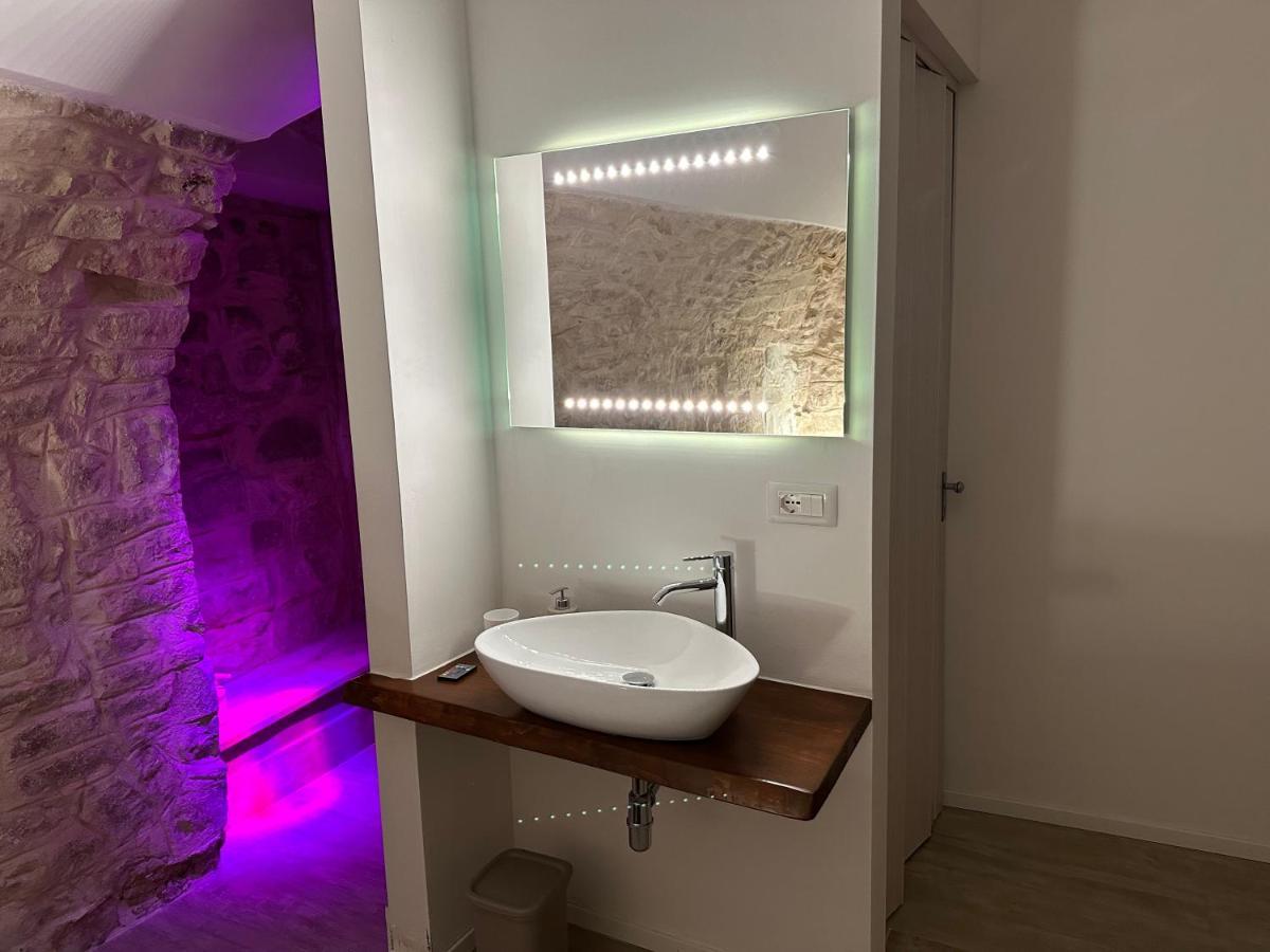 Giovinazzo Suite Pavone Griffi Exterior photo