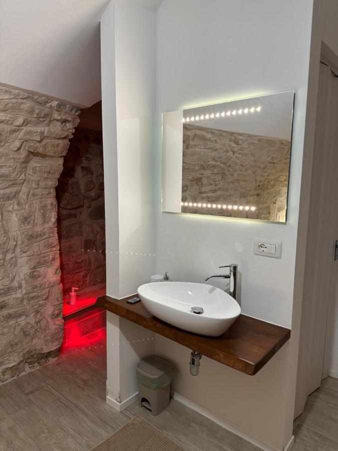 Giovinazzo Suite Pavone Griffi Exterior photo
